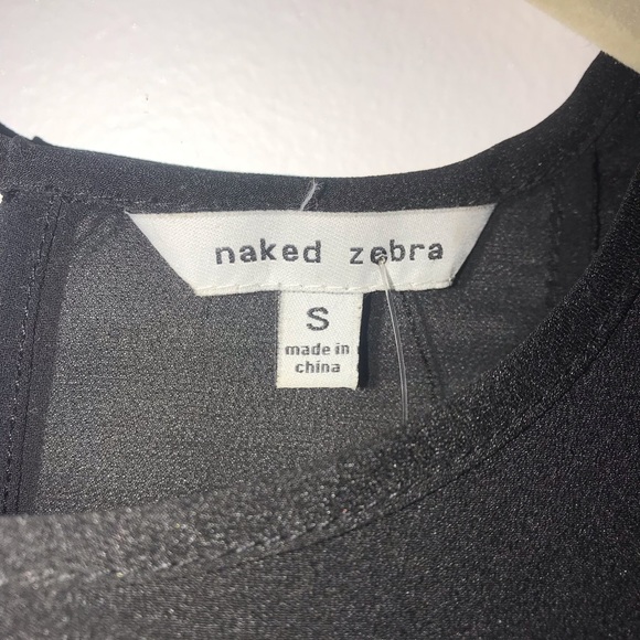 Great basic black top - Picture 3 of 4